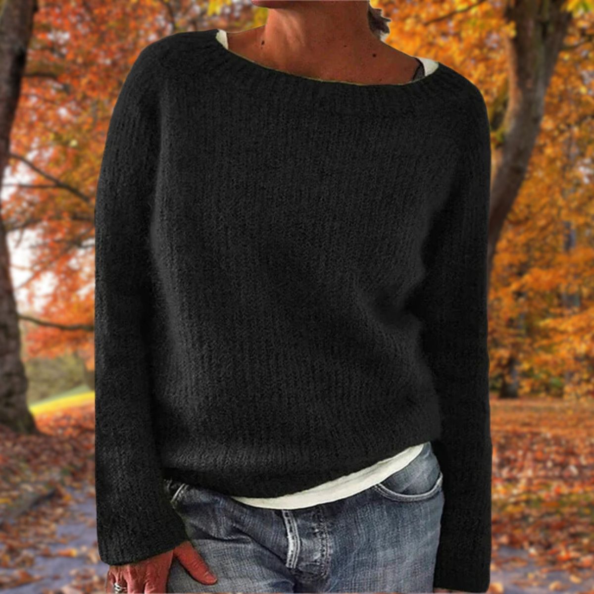 Black women’s merino wool crewneck knit sweater, relaxed fit, long sleeves