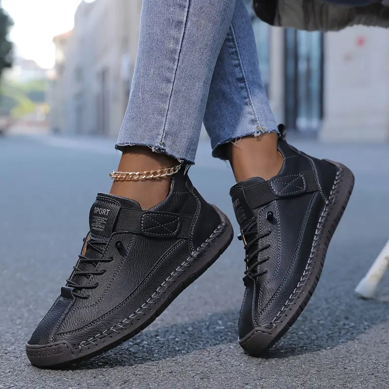 Streamlined Cushioned Leather Sneakers Women Casual 0