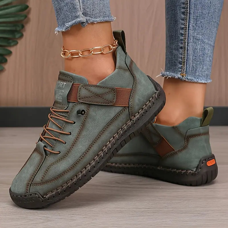 Streamlined Cushioned Leather Sneakers Women Casual 9